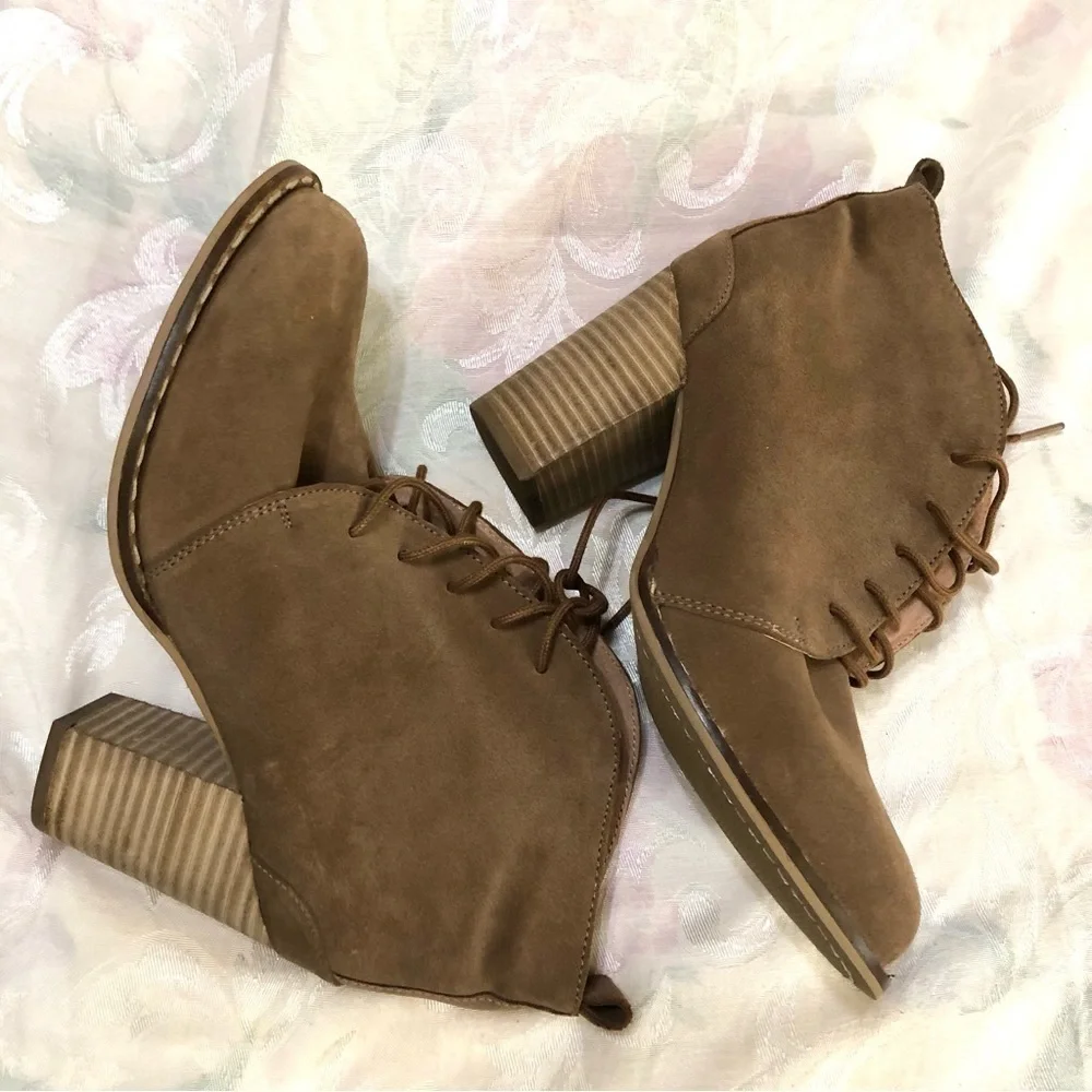 Seychelles by Anthropologie Laced Leather Bootie “Tower” Block Heels Tan sz 8.5